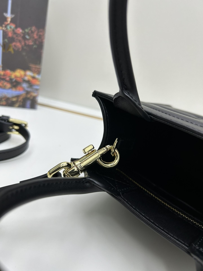 D&G Handle Bags